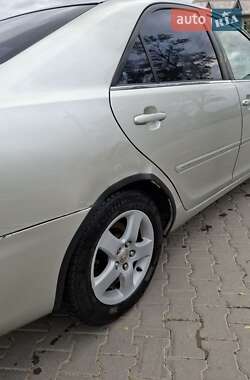 Седан Toyota Camry 2001 в 