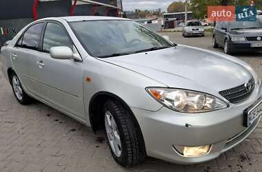 Седан Toyota Camry 2001 в 