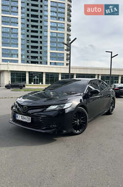 Toyota Camry 2017
