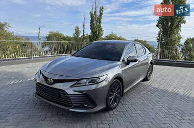 Седан Toyota Camry 2021 в Одессе