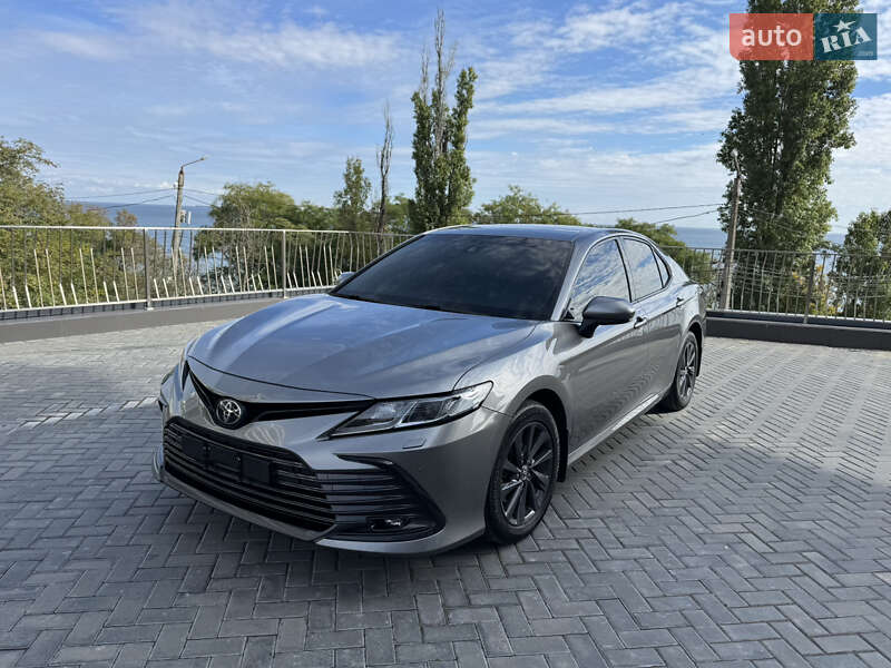 Седан Toyota Camry 2021 в Одесі