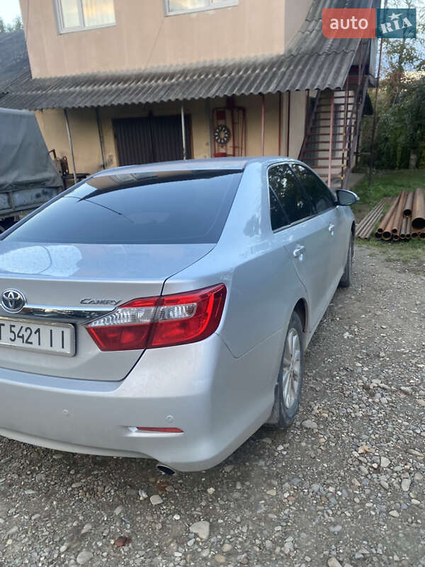 Седан Toyota Camry 2011 в Снятине фото Седан Toyota Camry 2011 в Снятине