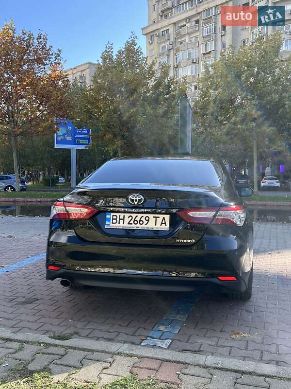 Седан Toyota Camry 2020 в Одессе