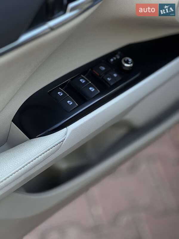 Седан Toyota Camry 2020 в Одессе