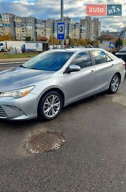 Седан Toyota Camry 2015 в 