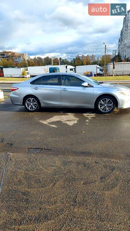 Седан Toyota Camry 2015 в Києві