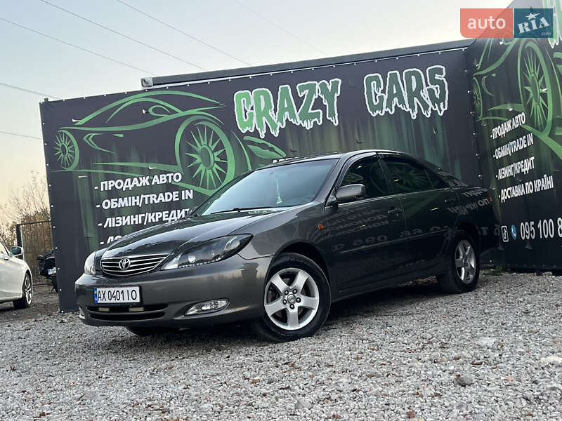 Toyota Camry 2004