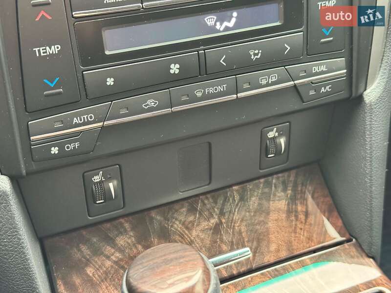 Седан Toyota Camry 2014 в Дніпрі фото 29 Седан Toyota Camry 2014 в Дніпрі