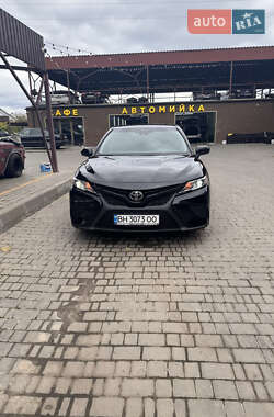 Toyota Camry 2018