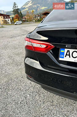 Седан Toyota Camry 2018 в  фото 11 Седан Toyota Camry 2018 в