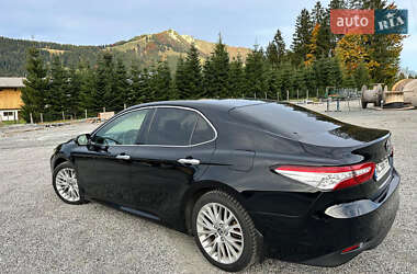 Седан Toyota Camry 2018 в  фото 19 Седан Toyota Camry 2018 в
