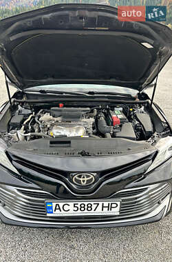 Седан Toyota Camry 2018 в  фото 31 Седан Toyota Camry 2018 в