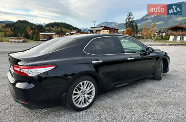 Седан Toyota Camry 2018 в  фото 38 Седан Toyota Camry 2018 в