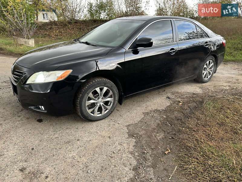 Седан Toyota Camry 2007 в Умані