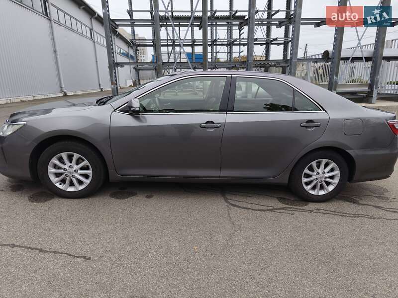 Седан Toyota Camry 2016 в Днепре фото 10 Седан Toyota Camry 2016 в Днепре