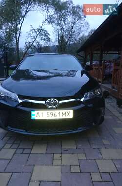 Седан Toyota Camry 2015 в Києві