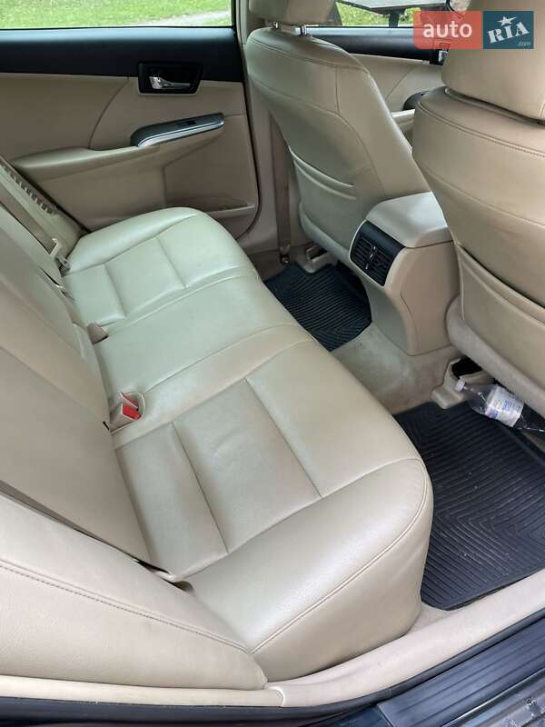 Седан Toyota Camry 2014 в Овруче фото 2 Седан Toyota Camry 2014 в Овруче