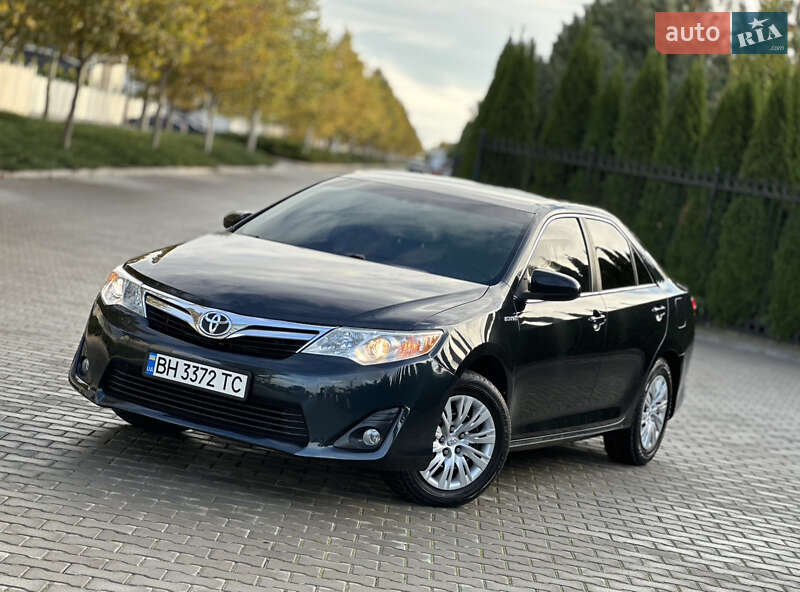Седан Toyota Camry 2013 в Одесі