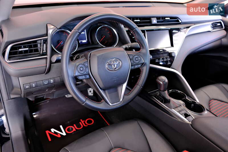 Седан Toyota Camry 2020 в Одесі