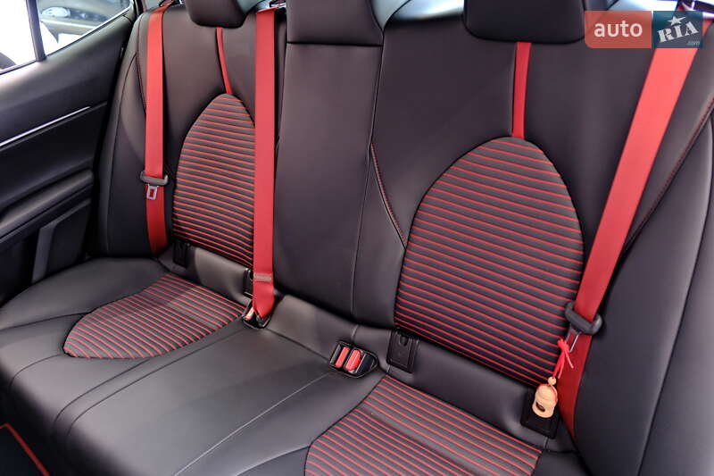 Седан Toyota Camry 2020 в Одесі