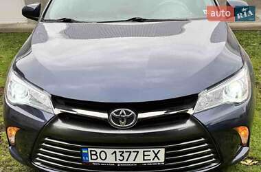 Седан Toyota Camry 2016 в Тернополе
