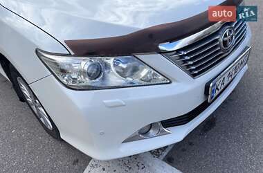 Седан Toyota Camry 2013 в 