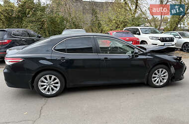 Седан Toyota Camry 2019 в 