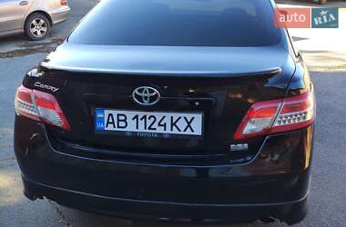 Седан Toyota Camry 2010 в 