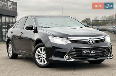 Toyota Camry 2016