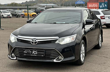 Седан Toyota Camry 2016 в 