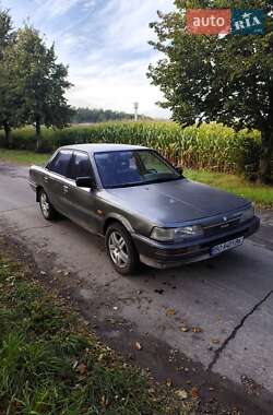 Седан Toyota Camry 1989 в 