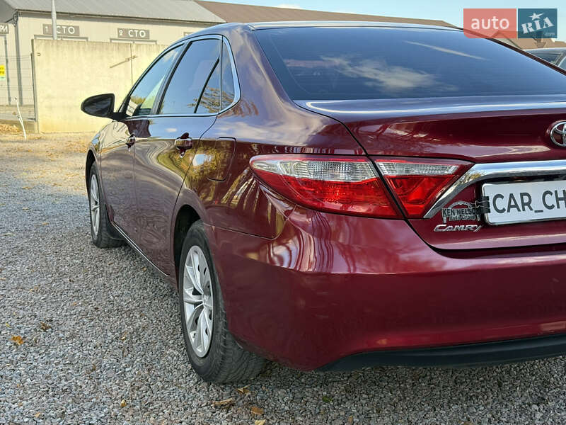 Седан Toyota Camry 2017 в Стрию