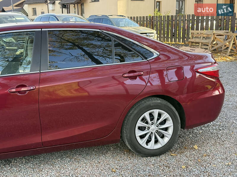 Седан Toyota Camry 2017 в Стрию