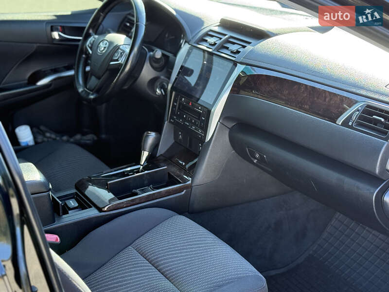 Седан Toyota Camry 2015 в Львове фото 25 Седан Toyota Camry 2015 в Львове