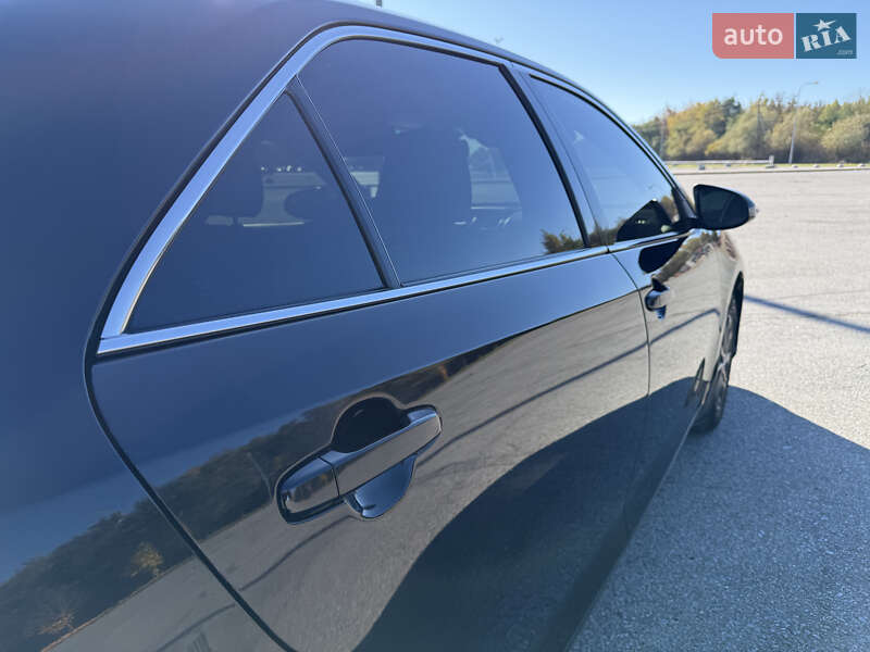 Седан Toyota Camry 2015 в Львове фото 29 Седан Toyota Camry 2015 в Львове