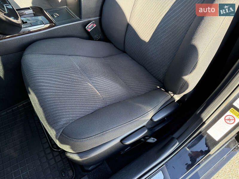 Седан Toyota Camry 2015 в Львове фото 46 Седан Toyota Camry 2015 в Львове