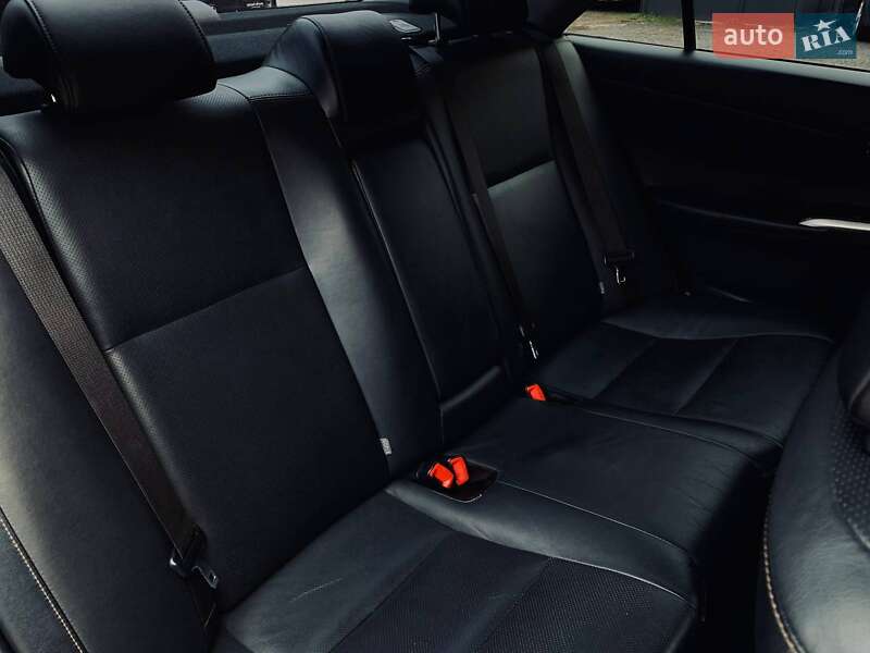 Седан Toyota Camry 2014 в Николаеве