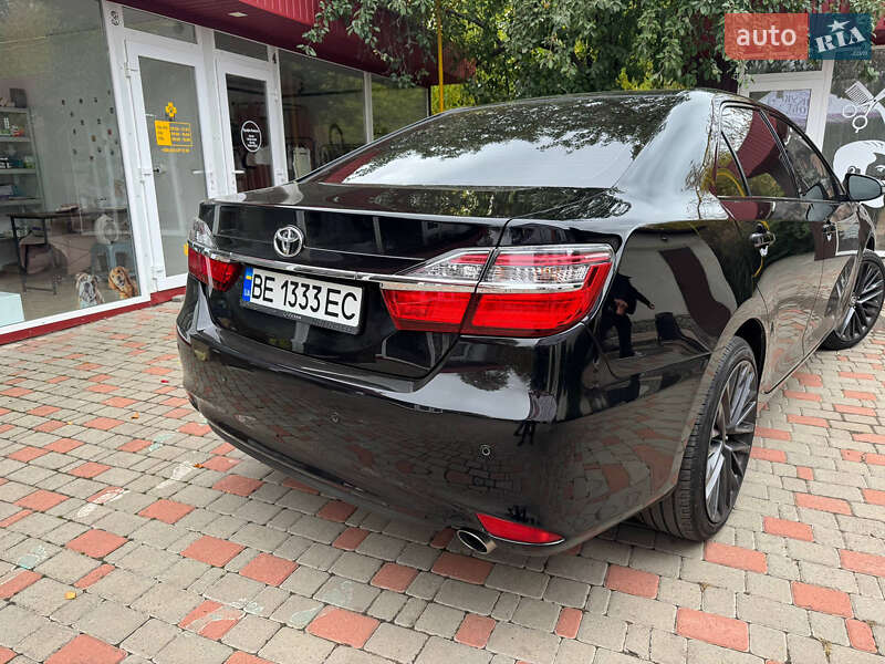 Седан Toyota Camry 2014 в Врадиевке