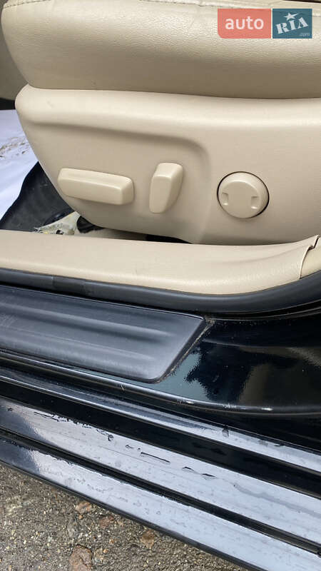 Седан Toyota Camry 2014 в Киеве