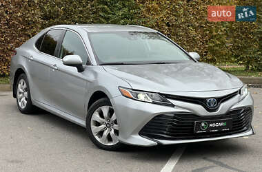 Седан Toyota Camry 2020 в  фото 2 Седан Toyota Camry 2020 в