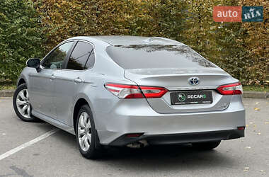 Седан Toyota Camry 2020 в  фото 16 Седан Toyota Camry 2020 в