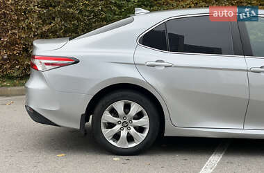 Седан Toyota Camry 2020 в  фото 25 Седан Toyota Camry 2020 в