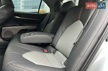 Седан Toyota Camry 2020 в  фото 39 Седан Toyota Camry 2020 в