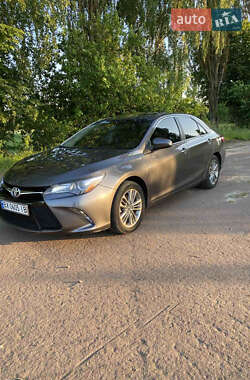 Седан Toyota Camry 2017 в Києві