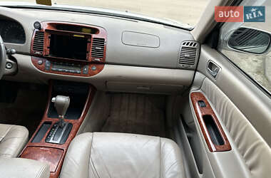 Седан Toyota Camry 2003 в  фото 36 Седан Toyota Camry 2003 в