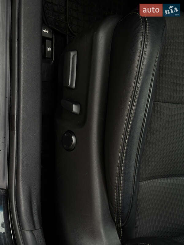 Седан Toyota Camry 2013 в Вишгороді