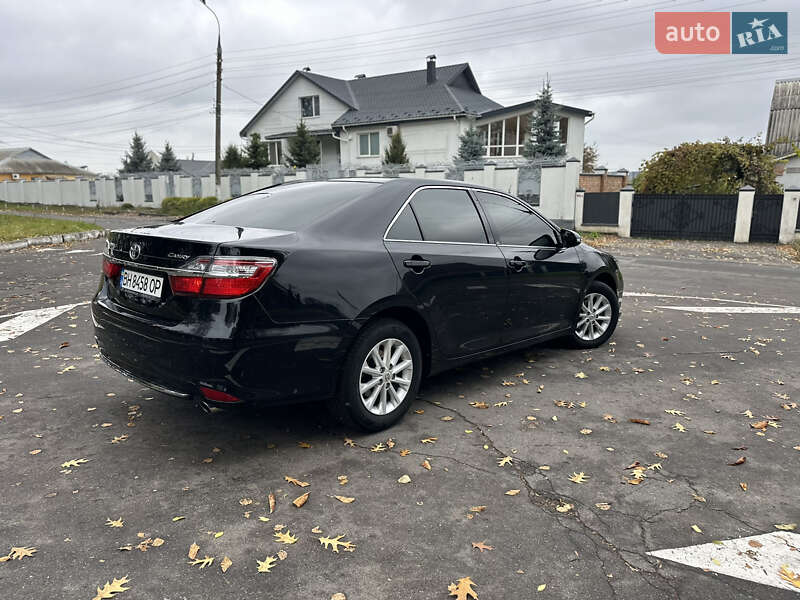 Седан Toyota Camry 2017 в Вінниці