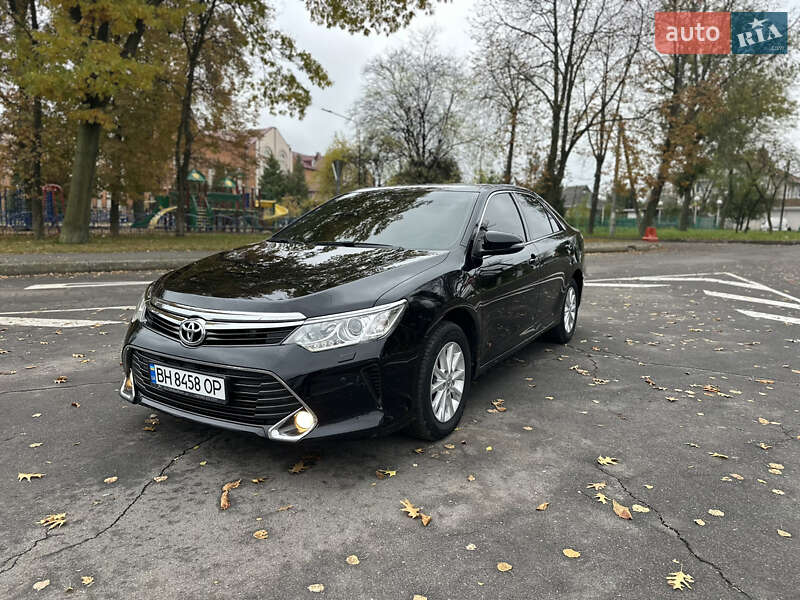 Седан Toyota Camry 2017 в Вінниці