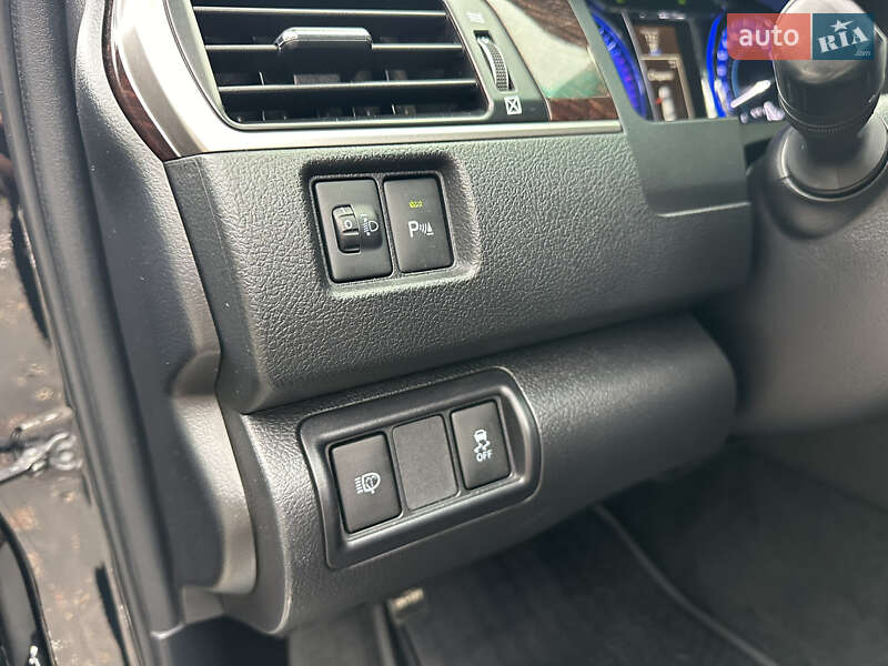 Седан Toyota Camry 2017 в Вінниці