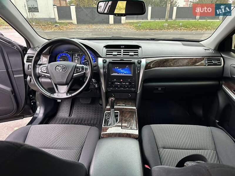 Седан Toyota Camry 2017 в Вінниці